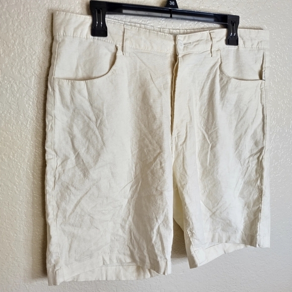 ONIA White TRAVELER Stretchy Linen Blend  Pockets Flat Front Short Sz 33 - Picture 3 of 7